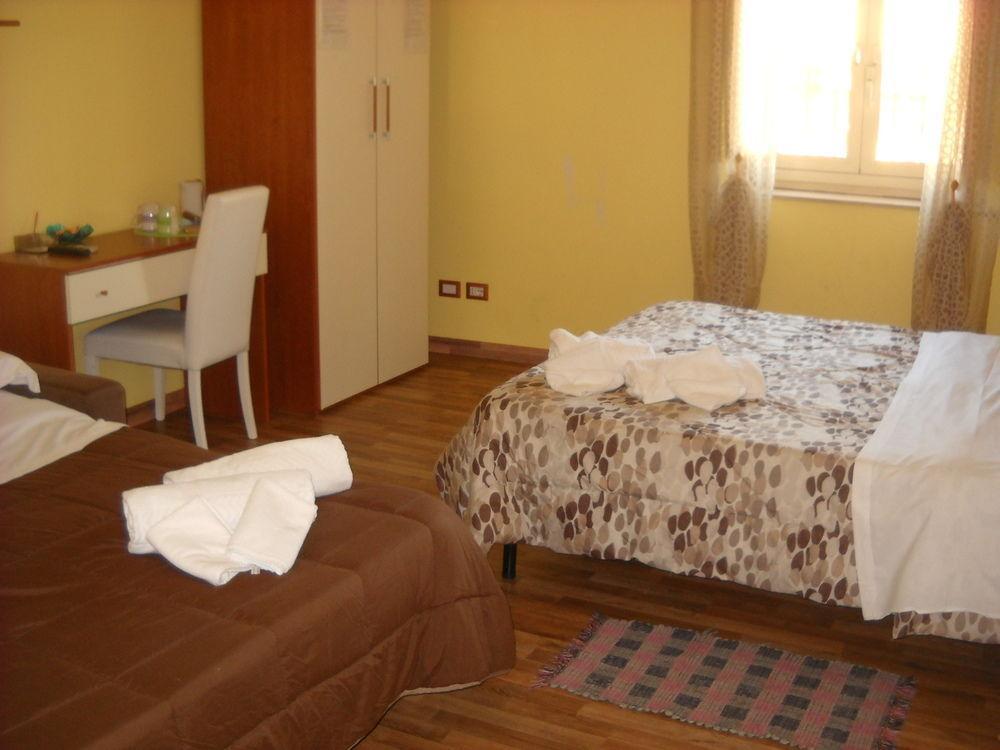 Rome'S Best Holidays Guest House Экстерьер фото