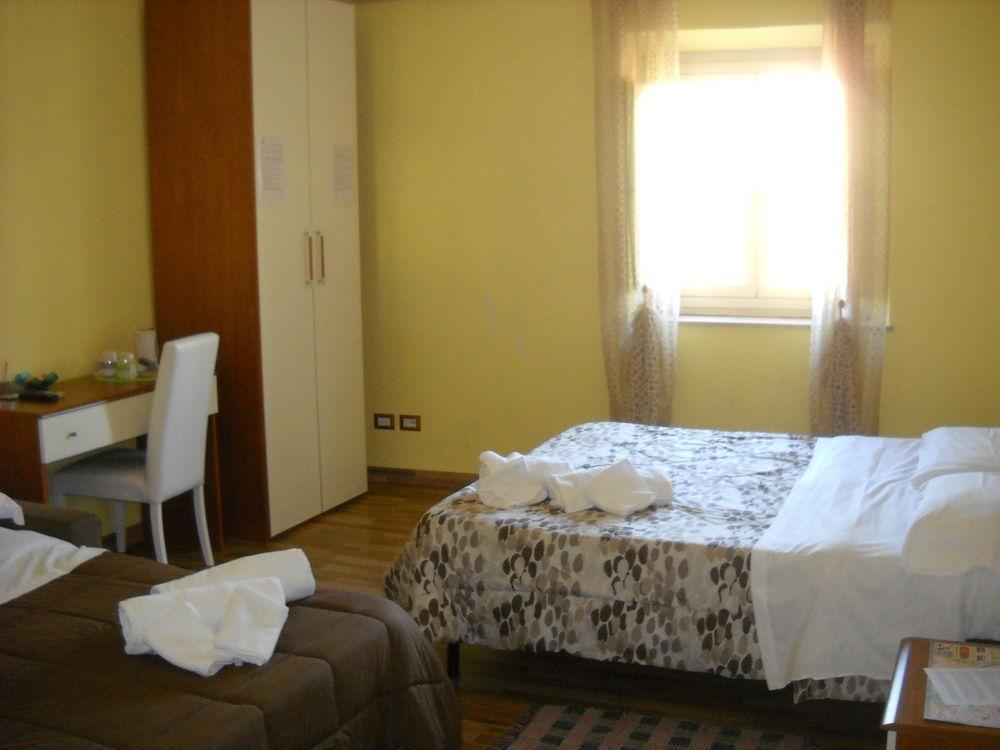 Rome'S Best Holidays Guest House Экстерьер фото